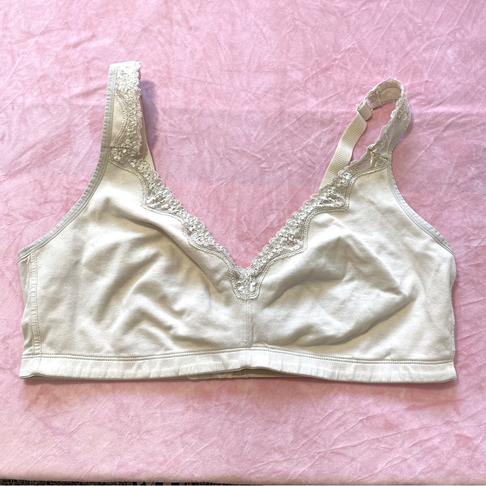Cozy 46DDD Wireless Supportive Bralette Cream Nude Lounge Sports Bra Good Used C